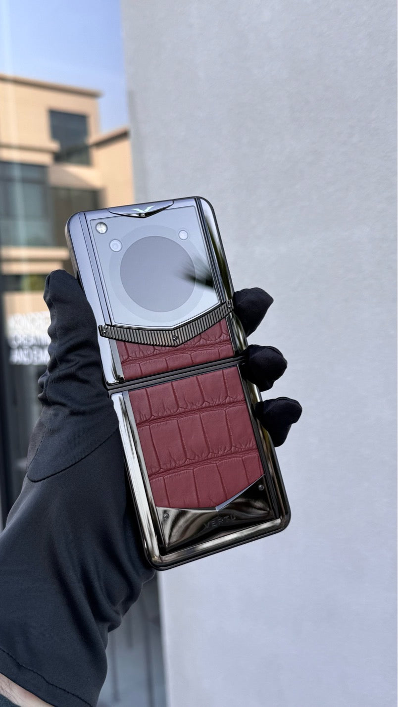 VERTU® IRONFLIP ALLIGATOR SKIN SERIES – RADIANT PHOENIX