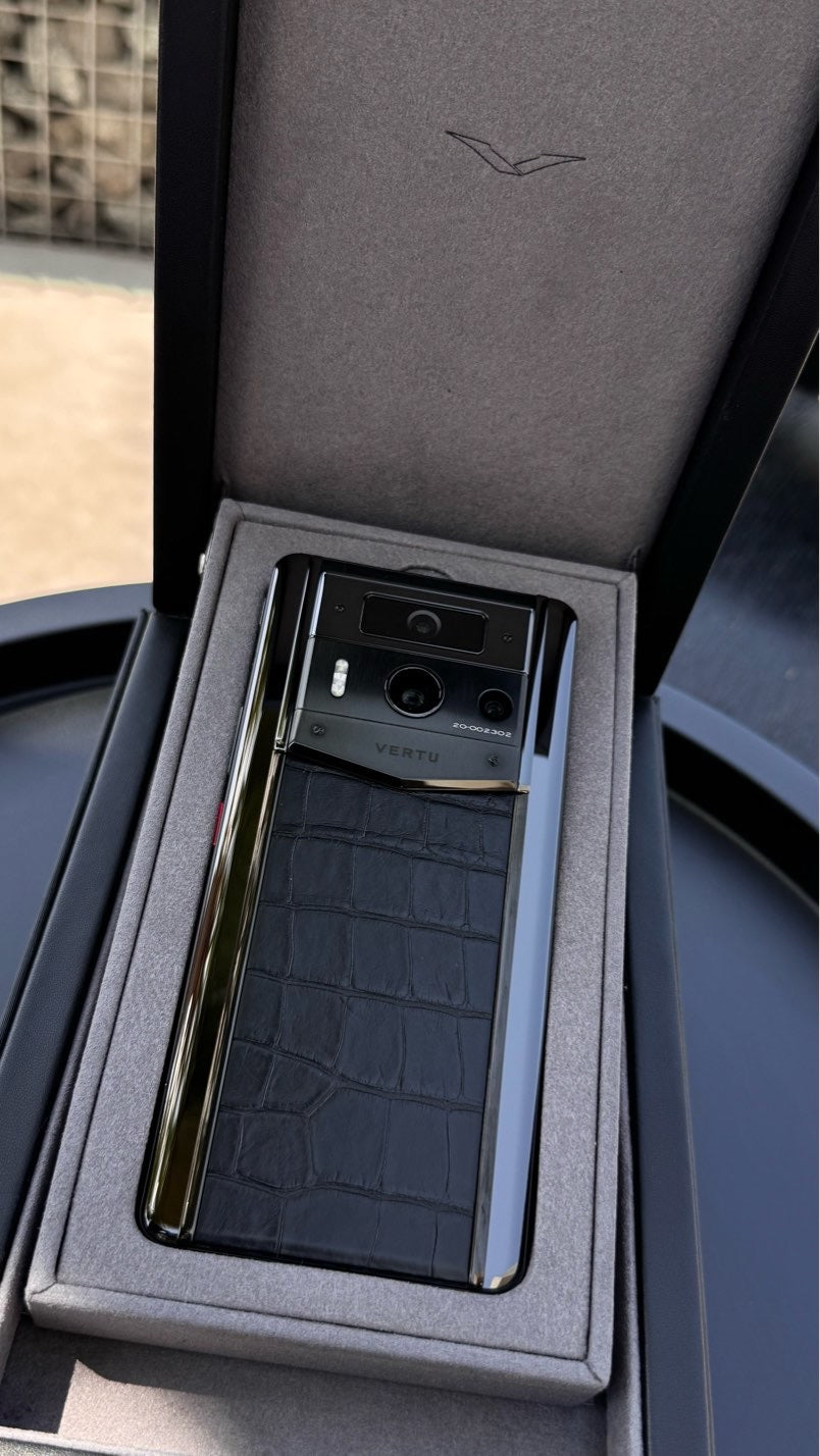 METAVERTU 2 MAX SCREEN ALLIGATOR SKIN WEB3 AI PHONE – BLACK