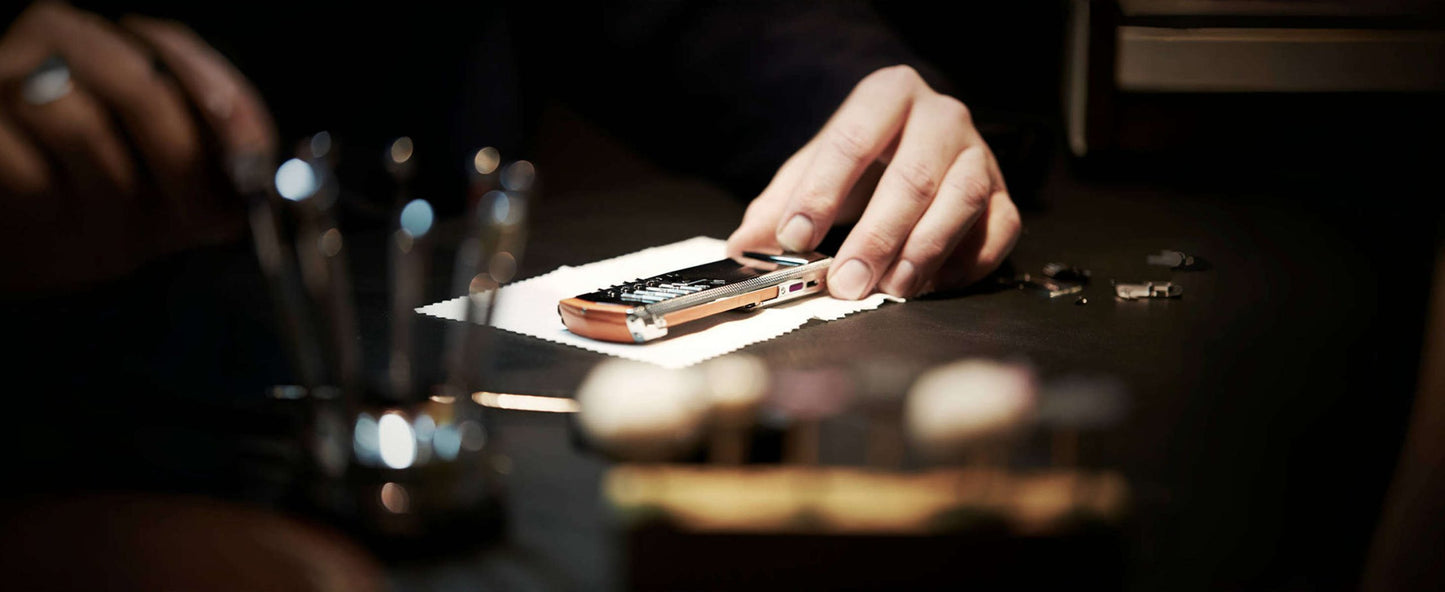 VERTU SIGNATURE S