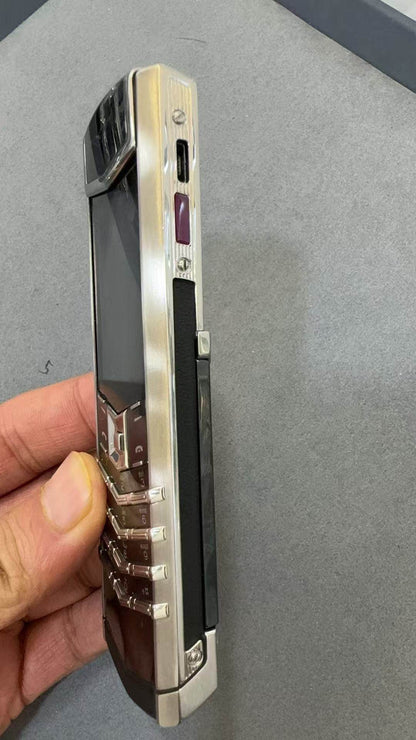 VERTU SIGNATURE S